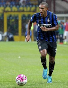 Fc Inter defender Juan Jesus in action during the Italian Serie A soccer match between Fc Inter and Atalanta  at Giuseppe Meazza stadium in Milan, 23 august  2015.  ANSA / MATTEO BAZZI