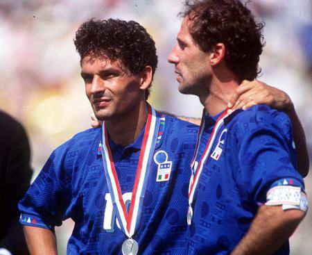 baresi-e-baggio-finale-mondiali-usa-1994-italia-brasile.jpg